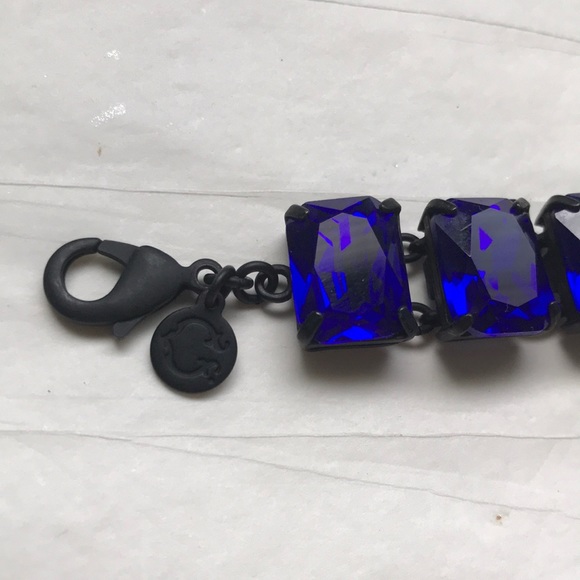 Blue crystal & black bracelet - Picture 3 of 8